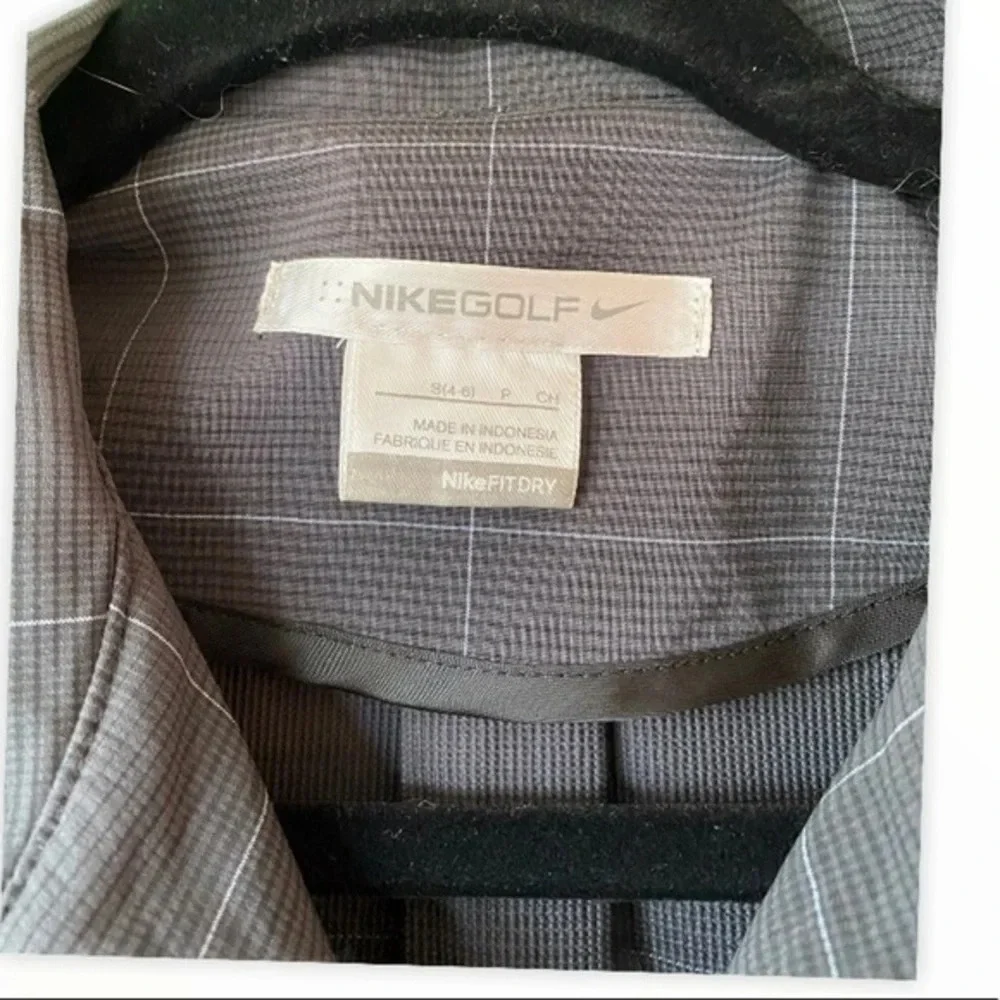 Nike FitDry Golf Jacket​